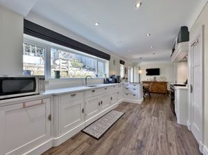 Photo 43- click for photo gallery